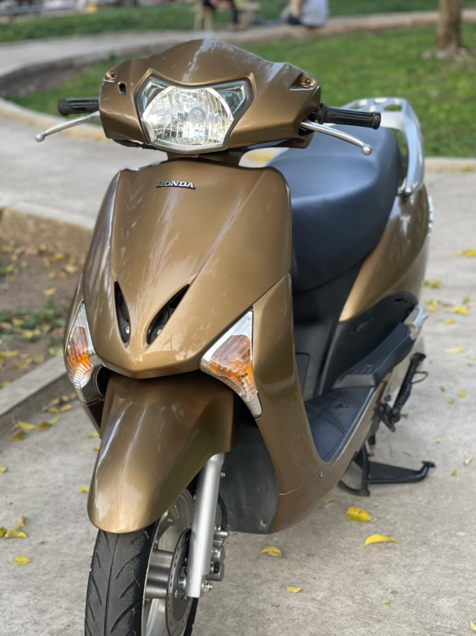 Honda Lead 2010 Fi  máy zin 100%  , áo sơn lại , Ko lai đồ BS 55N6-2879