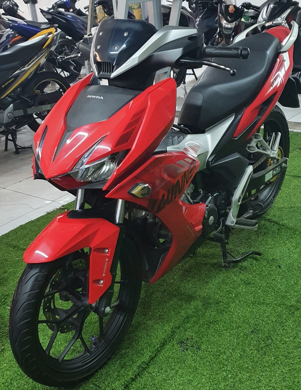 xe Honda winner v1 giá rẻ 28245